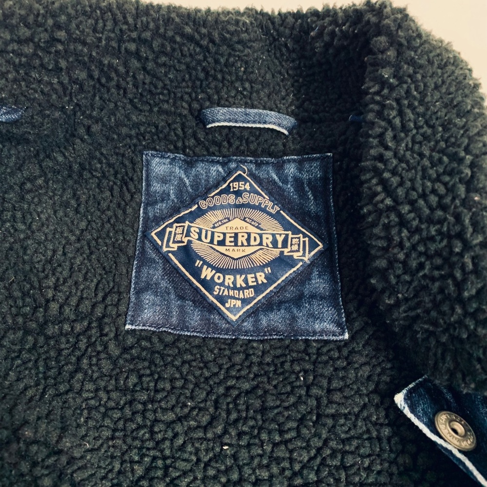Superdry Unisex Size Large Trucker Jacket Mens or Women's Blue Denim - Picture 3 of 9